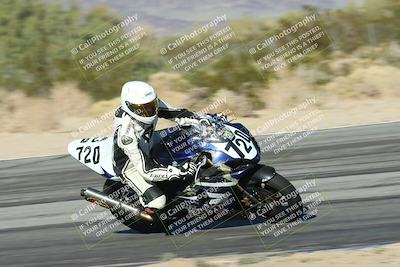 media/Dec-01-2025-Moto Forza (Mon) [[2daa91e15f]]/3-Beginner Group/Session 4 Turn 9/